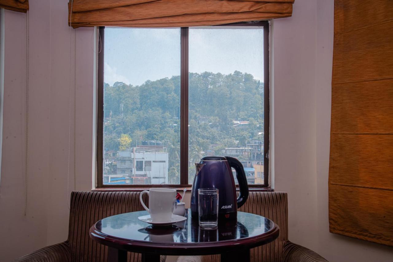 Hotel Gateway Grandeur Guwahati Exterior foto